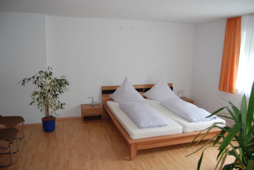 Pension Restaurant Waldblick Feldberg  Δωμάτιο φωτογραφία